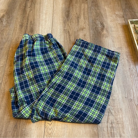 Team Apparel Men's Plaid PJ pants  - Navy and Lime XL - Picture 2 of 5
